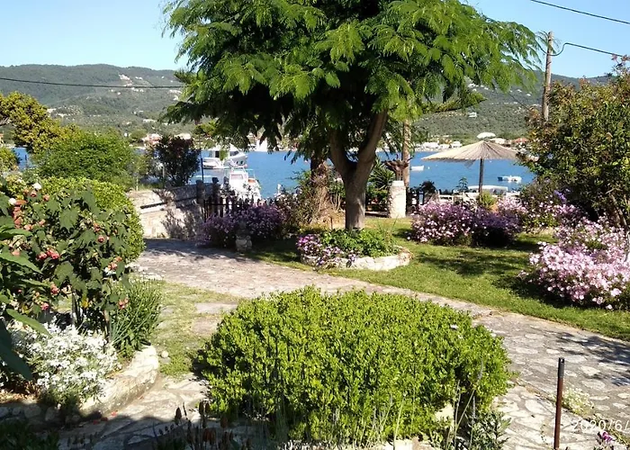 Skiathos Riviera 푼타