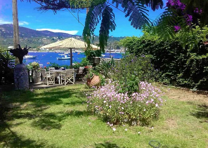 Skiathos Riviera * 푼타